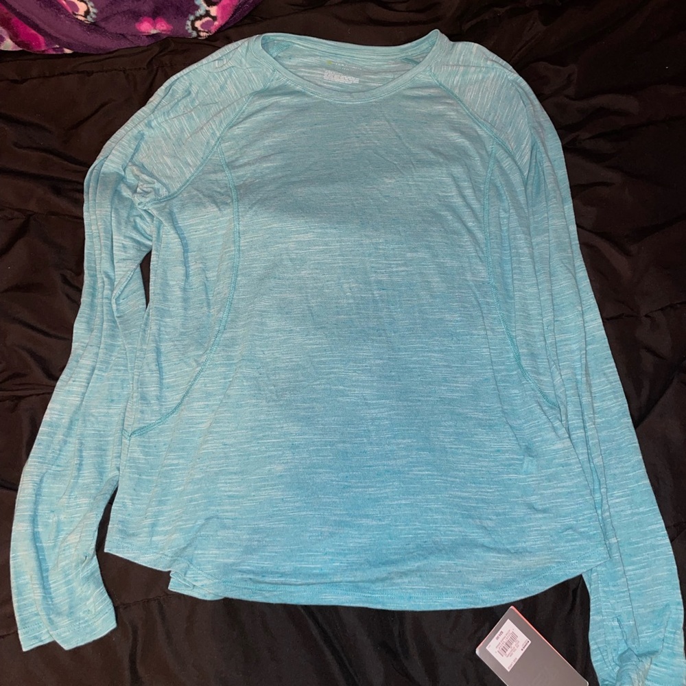 NWT Dry Tek Workout Shirt